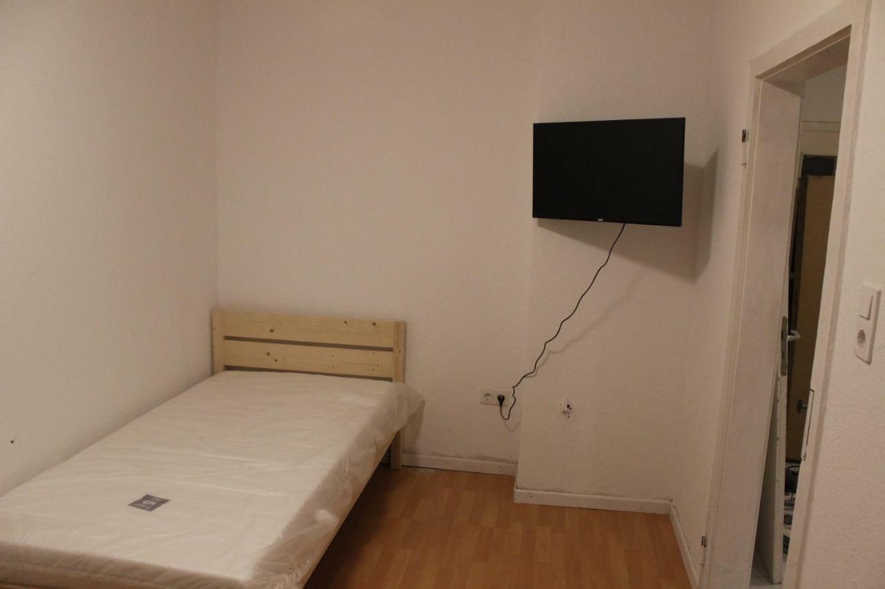 Zimmer Sucht Bewohner Ντούισμπουργκ Εξωτερικό φωτογραφία